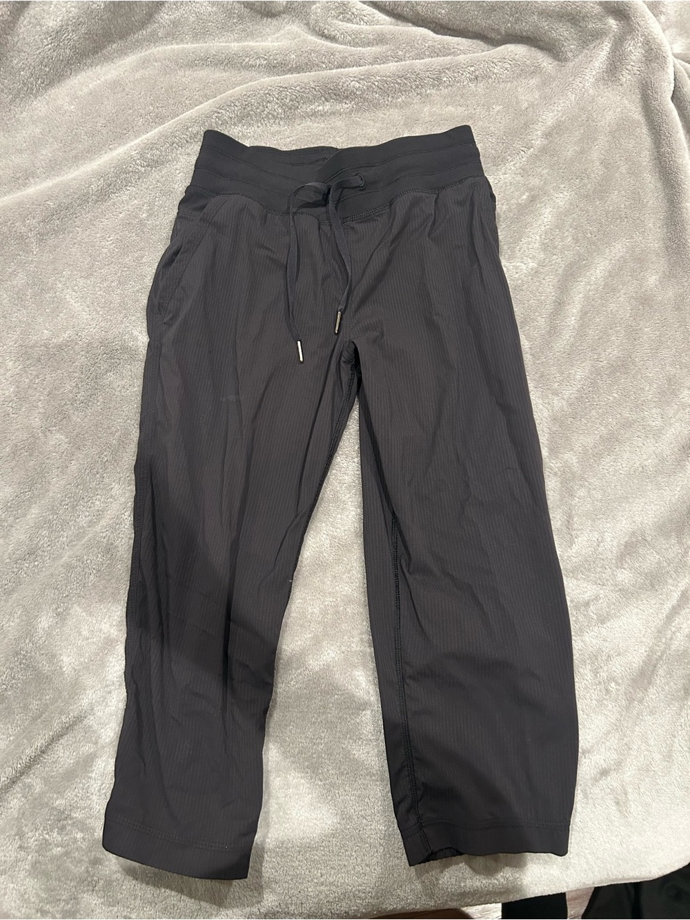 Lulu Capri align Pants